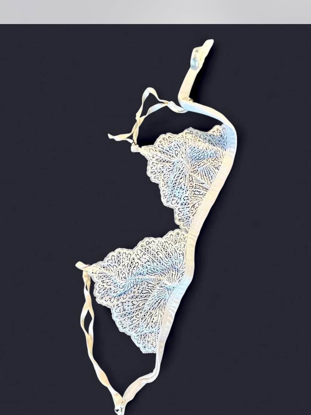 Wilfred White Lace Bralette with Adjustable Straps
